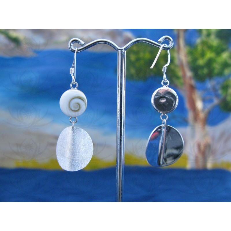 LE 0083 Earrings Shiva Eye Shell Silver