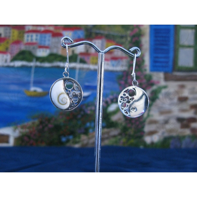 LE 0108 Earrings Shiva Eye Shell Silver