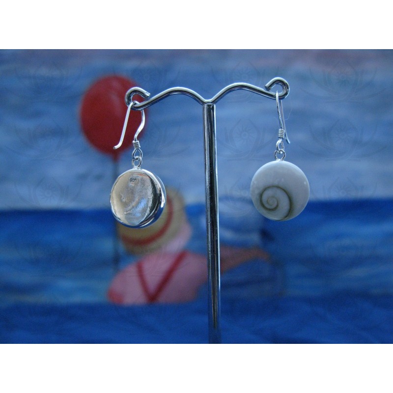 LE 0142 Earrings Shiva Eye Shell Silver